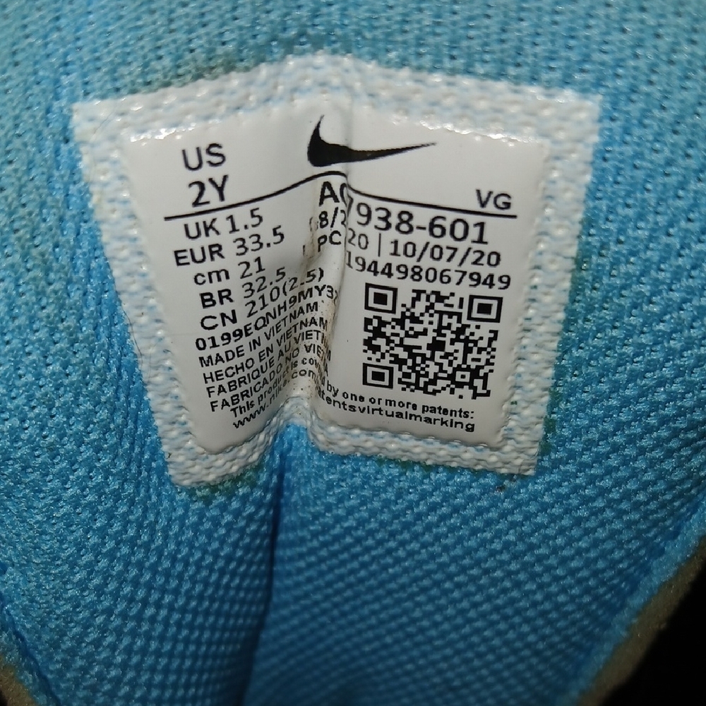 Nike Vibrant Pink and Blue Cleats - Picture 3 of 3